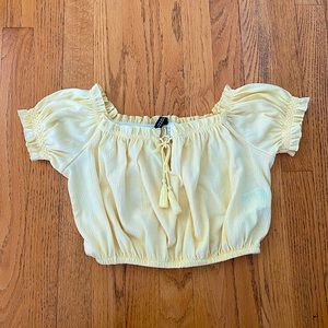 NWOT H&M CROP TOP